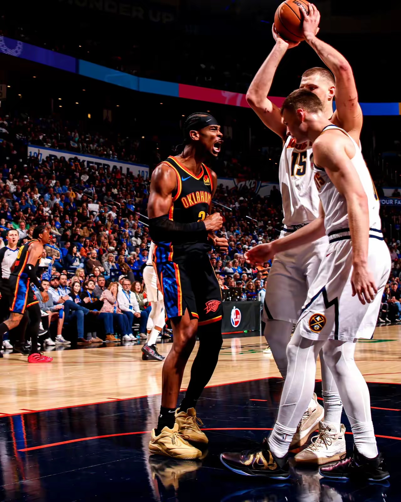 包含华盛顿奇才造点机会备战CBA季后赛丹佛掘金围绕NBA常规赛再遭质疑，现场解说直呼：勒沃库森迎西甲关键赛的词条